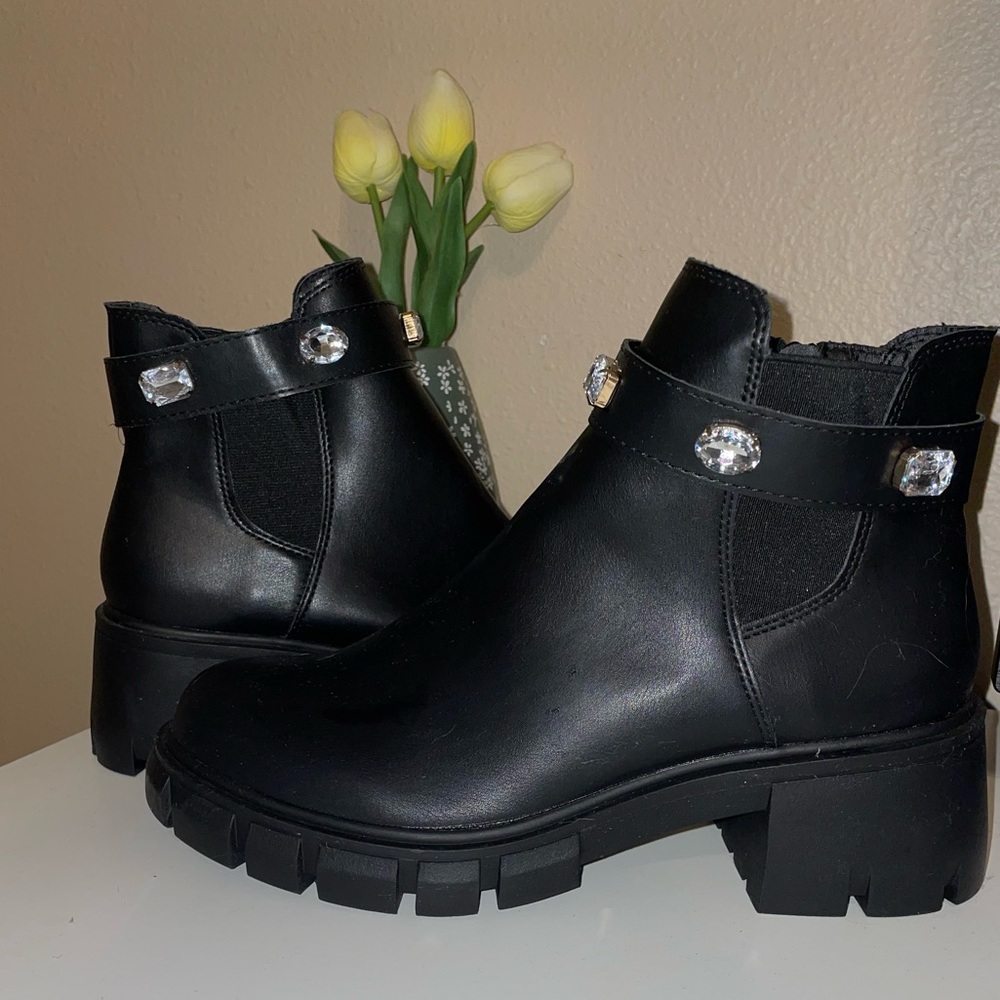 Platform Madden Girl Boots